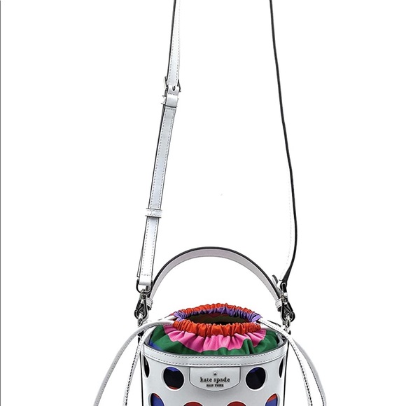 SOLD Kate Spade Small Bucket Pippa perf Dot White - Picture 9 of 9